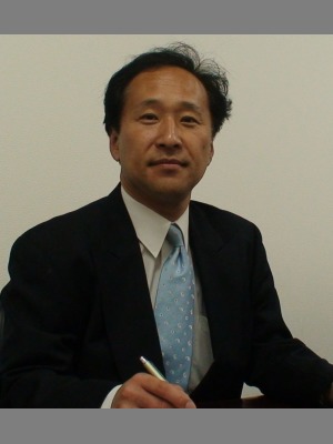 板倉 卓也